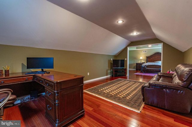 1410 LORTON DR, Easton, PA 18040