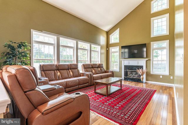 1410 LORTON DR, Easton, PA 18040