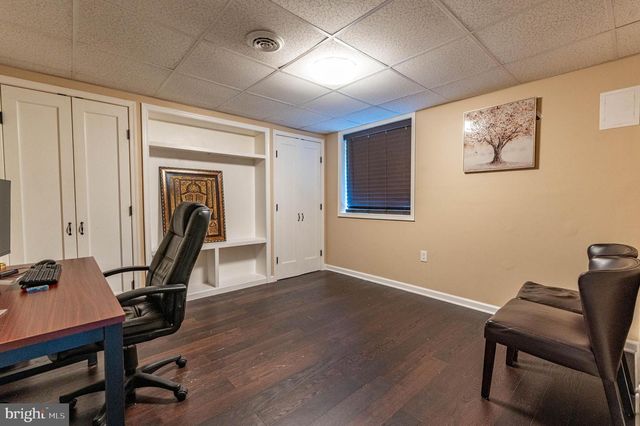 1410 LORTON DR, Easton, PA 18040