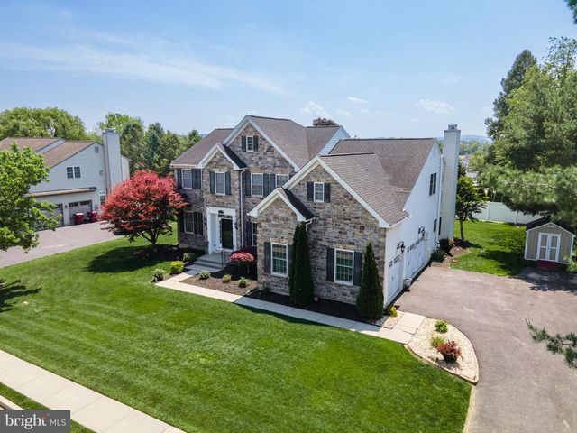 1410 LORTON DR, Easton, PA 18040