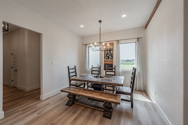 2011 Feather Lane, Weatherford, TX 76088