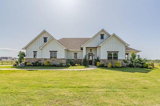 2011 Feather Lane, Weatherford, TX 76088