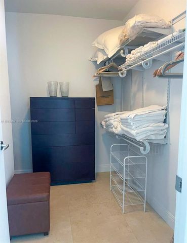 3801 Collins Ave 1105, Miami Beach, FL 33140