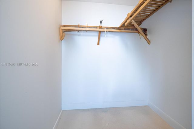 3801 Collins Ave 1105, Miami Beach, FL 33140