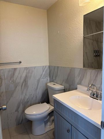 6747 RALSTON BEACH CIRCLE, Tampa, FL 33614