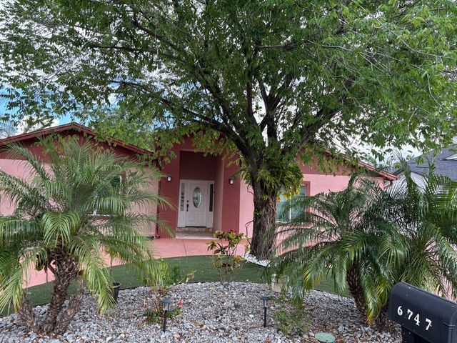 6747 RALSTON BEACH CIRCLE, Tampa, FL 33614