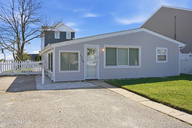 1700 Binnacle Road, Forked River, NJ 08731