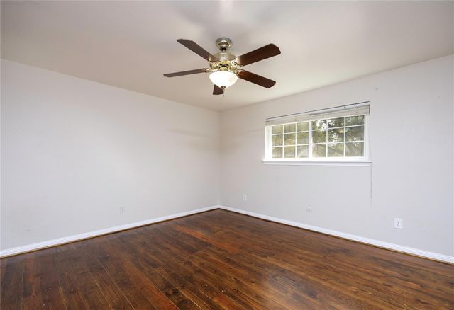 5415 Three Oaks Circle, Houston, TX 77069