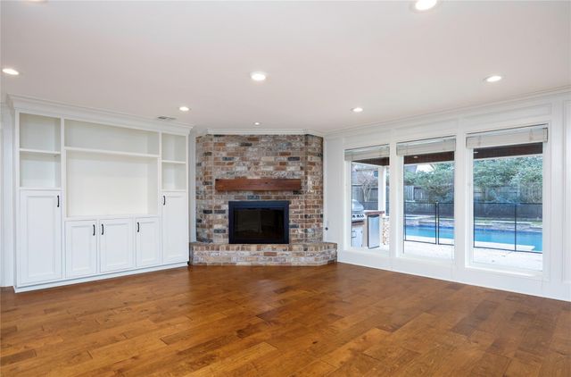 5415 Three Oaks Circle, Houston, TX 77069