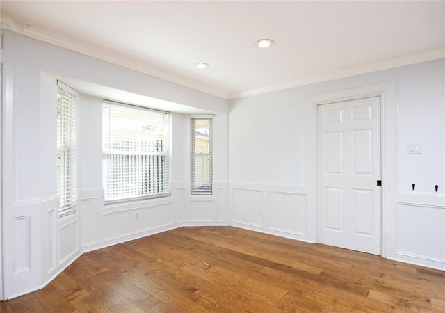 5415 Three Oaks Circle, Houston, TX 77069