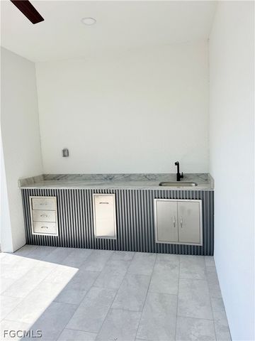 822 NE 19th ST, Cape Coral, FL 33909