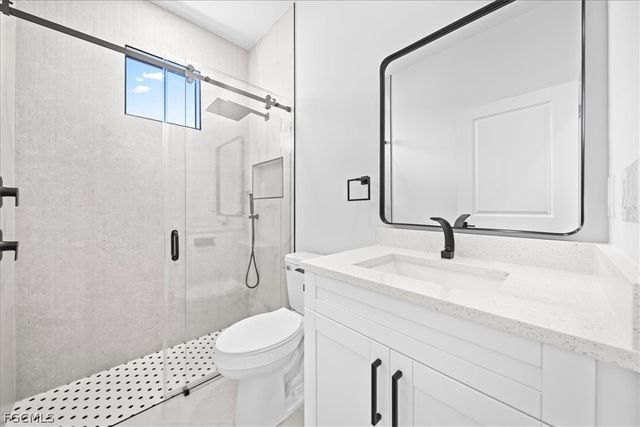 822 NE 19th ST, Cape Coral, FL 33909