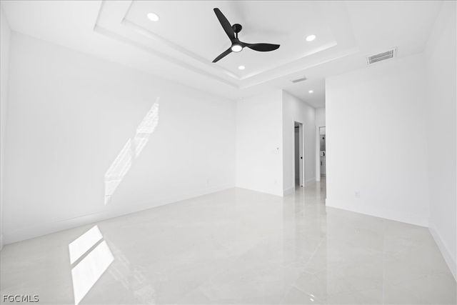 822 NE 19th ST, Cape Coral, FL 33909