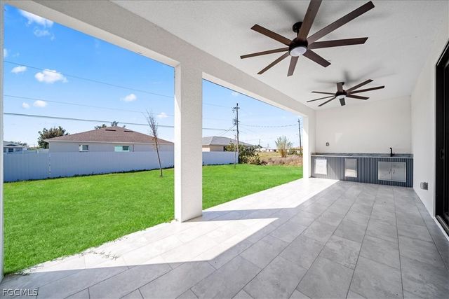 822 NE 19th ST, Cape Coral, FL 33909