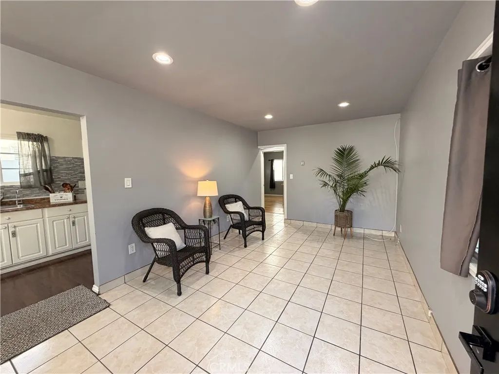 12140 Lowemont, Norwalk, CA 90650