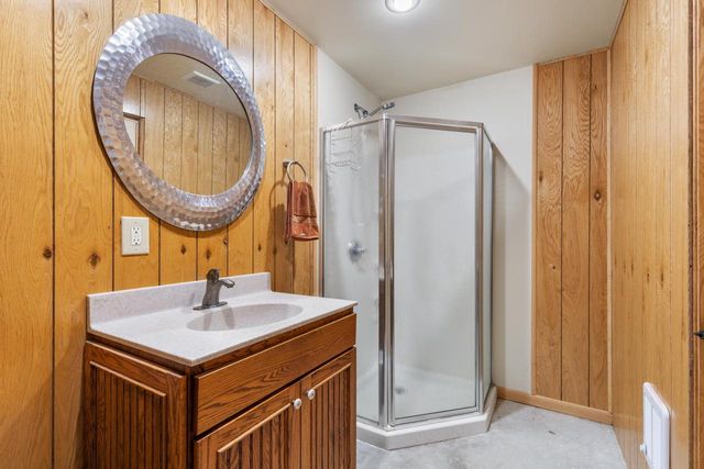 W1967 Mystic COURT, Ixonia, WI 53036