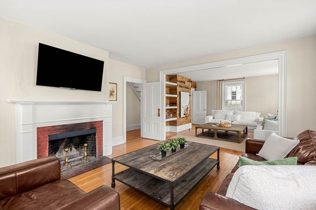217 Main St, Groton, MA 01450