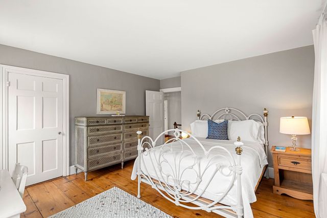 217 Main St, Groton, MA 01450
