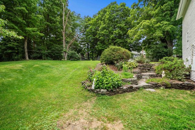 217 Main St, Groton, MA 01450
