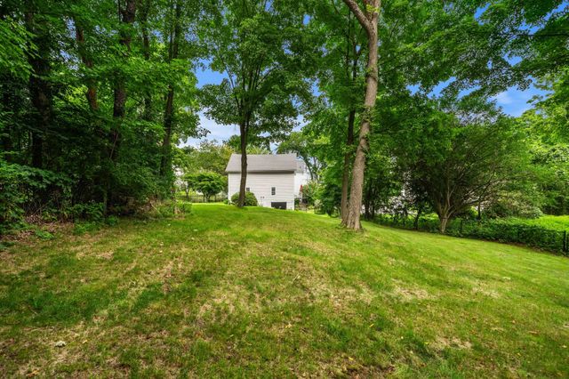 217 Main St, Groton, MA 01450