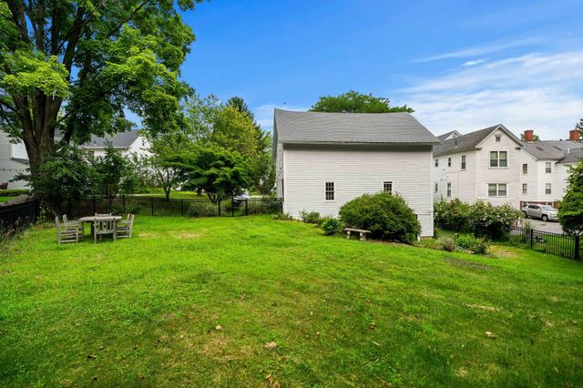 217 Main St, Groton, MA 01450