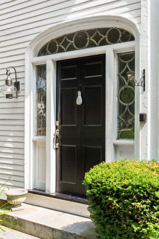 217 Main St, Groton, MA 01450
