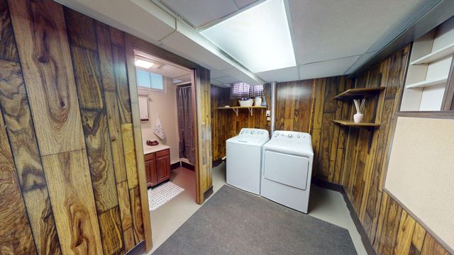 504 19th Avenue SW, Willmar, MN 56201