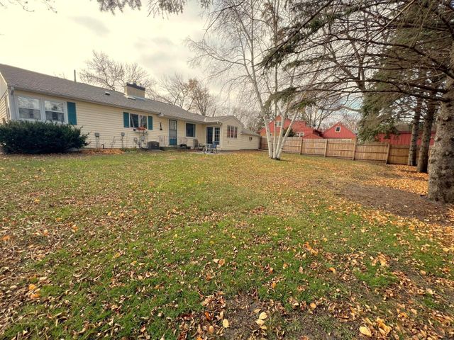 504 19th Avenue SW, Willmar, MN 56201