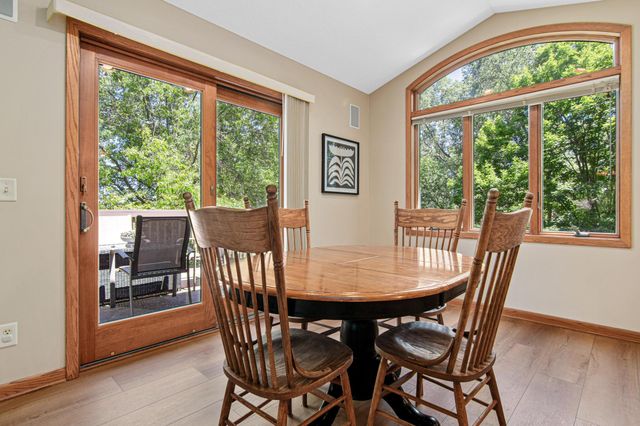 12852 Essex Way, Apple Valley, MN 55124