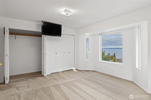 233 Lupine Drive, Sequim, WA 98382