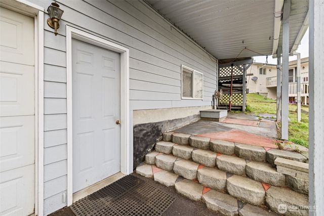 233 Lupine Drive, Sequim, WA 98382