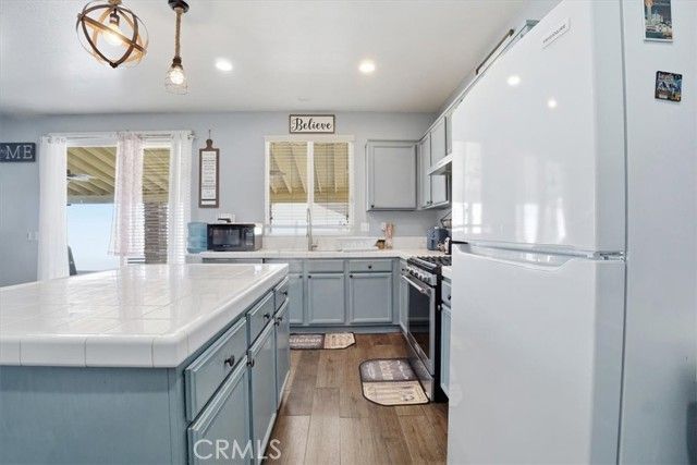 10673 Palomino, Hesperia, CA 92345