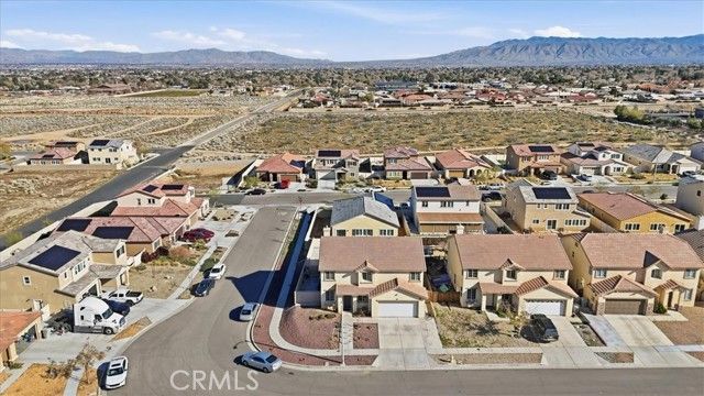 10673 Palomino, Hesperia, CA 92345