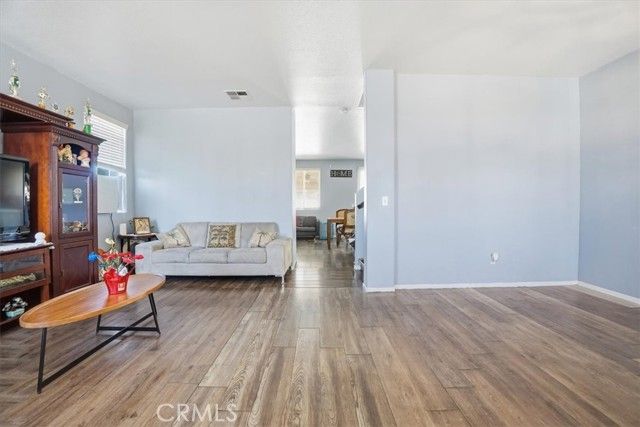 10673 Palomino, Hesperia, CA 92345