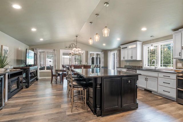 2305 JESSE LANE, Suamico, WI 54313