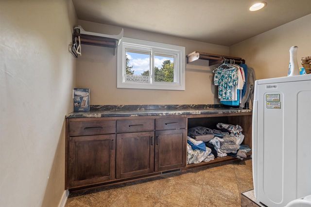 2305 JESSE LANE, Suamico, WI 54313