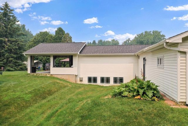 2305 JESSE LANE, Suamico, WI 54313