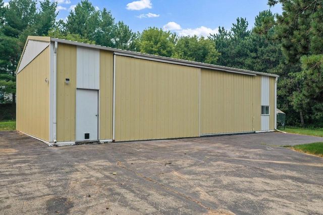 2305 JESSE LANE, Suamico, WI 54313