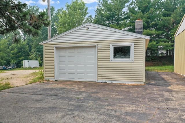 2305 JESSE LANE, Suamico, WI 54313