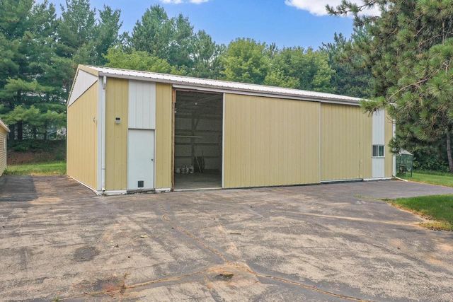 2305 JESSE LANE, Suamico, WI 54313