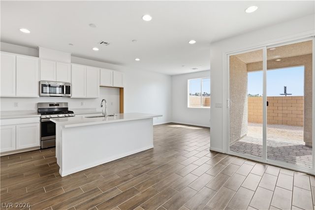 5326 Borra Hills Street, Las Vegas, NV 89148
