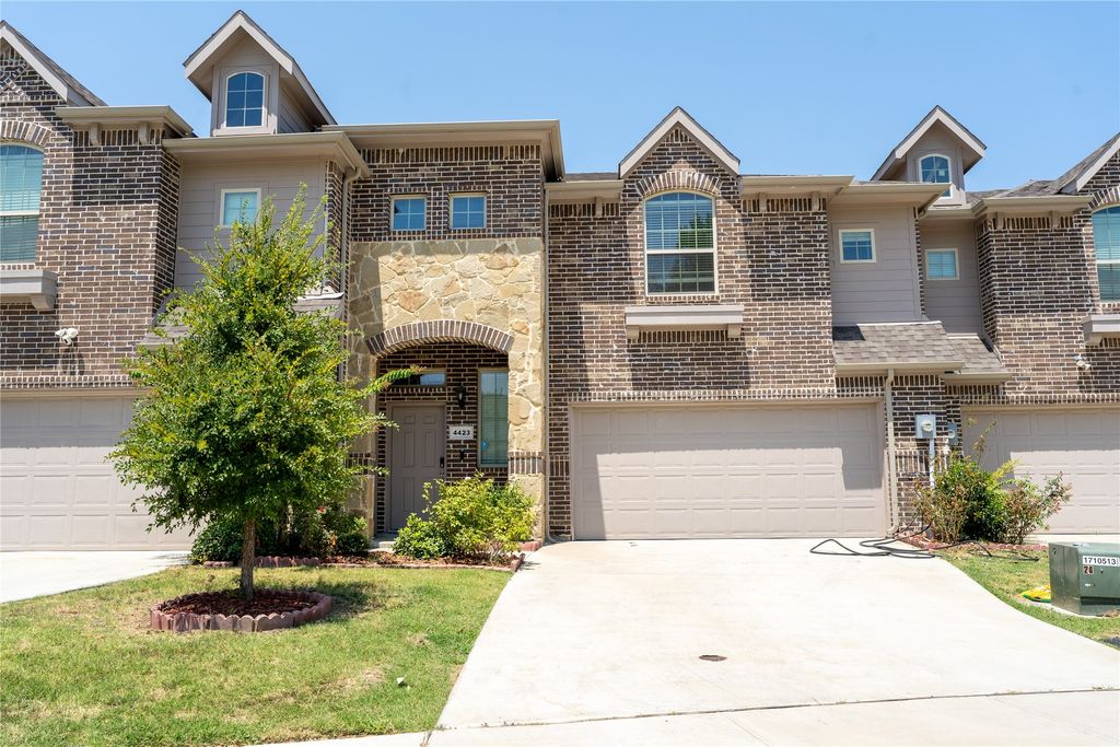 4423 Beaver Lane, Irving, TX 75061