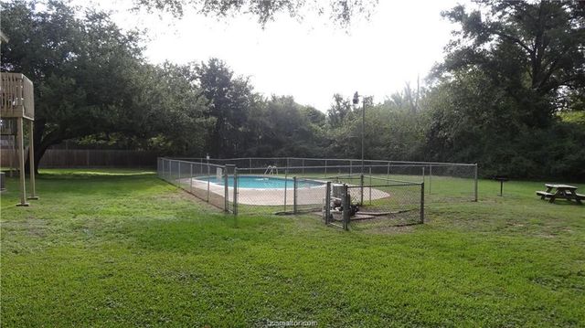 4405 Carter Creek Parkway 9, Bryan, TX 77802