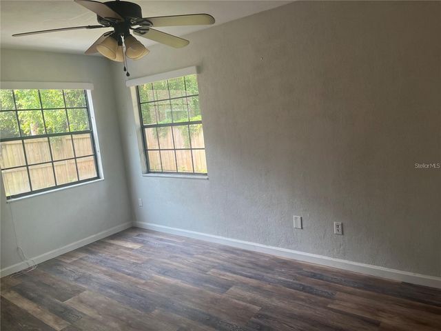 2024 SW 73RD TERRACE, Gainesville, FL 32607