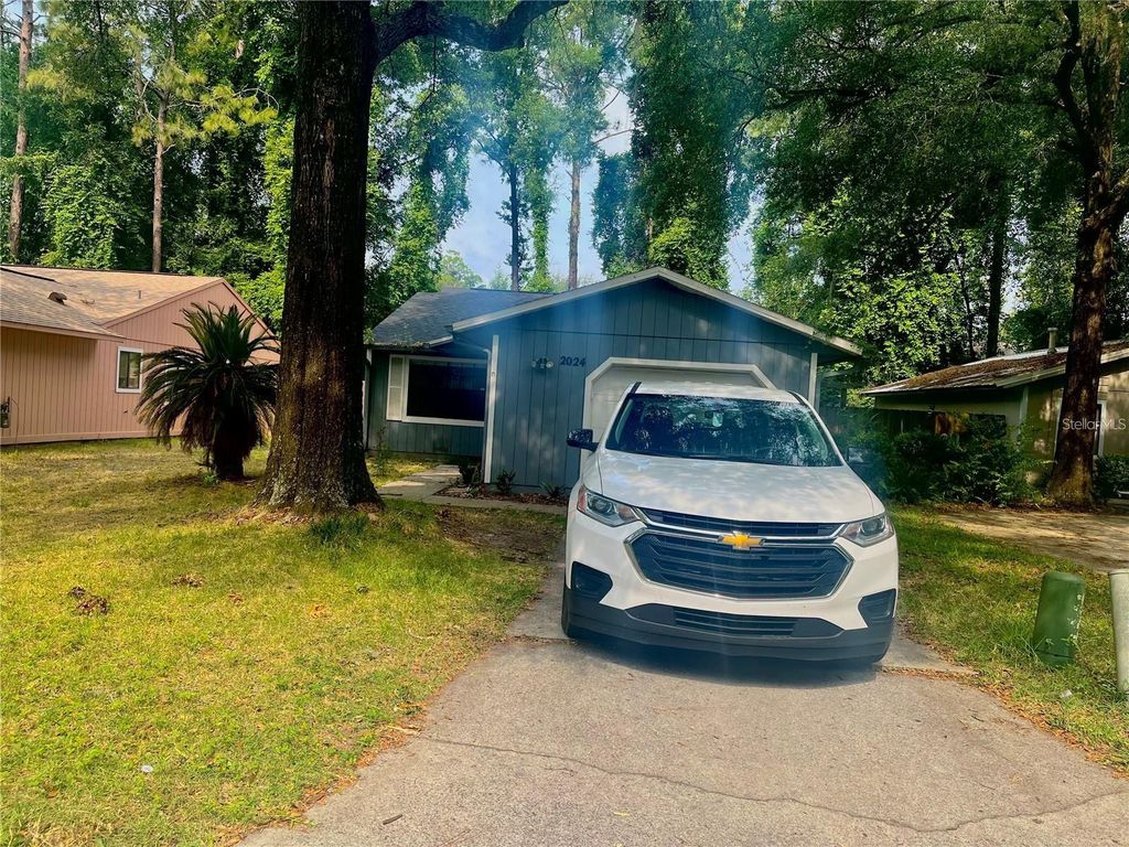 2024 SW 73RD TERRACE, Gainesville, FL 32607
