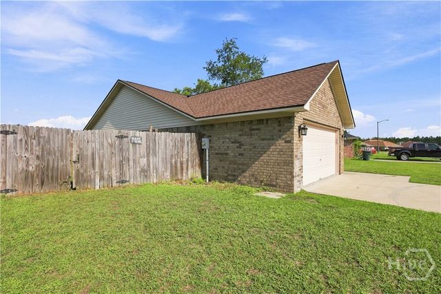 176 Wayfair Lane, Hinesville, GA 31313