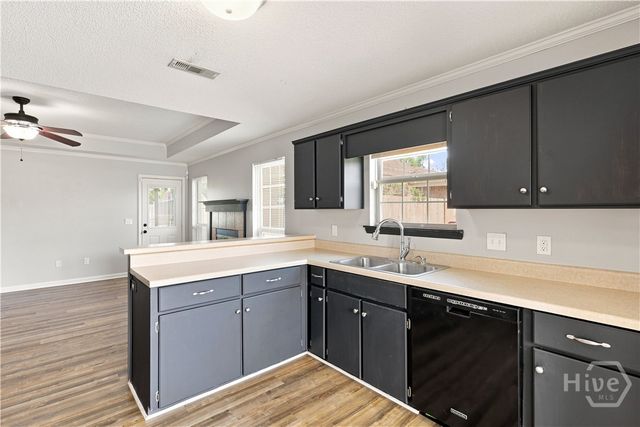 176 Wayfair Lane, Hinesville, GA 31313