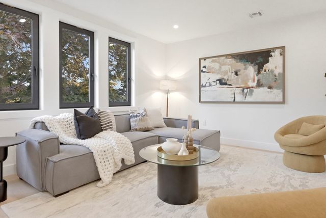 213 Tudor Street 3, Boston, MA 02127