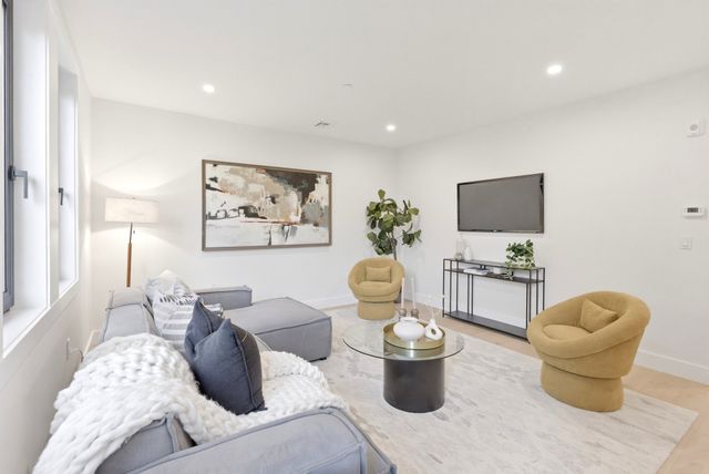 213 Tudor Street 3, Boston, MA 02127