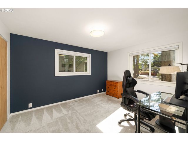 2450 Sw 178TH Ave, Beaverton, OR 97003